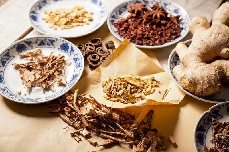Sử dụng thuốc Đông y rất an toàn cho sức khỏe người bệnh