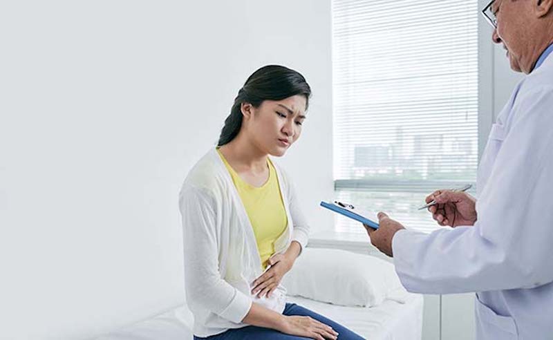 Đau dạ dày kèm triệu chứng buồn nôn cần đến ngay cơ sở y tế