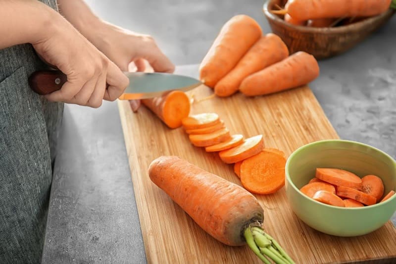 Cà rốt có chứa nhiều beta carotene tốt cho xương khớp