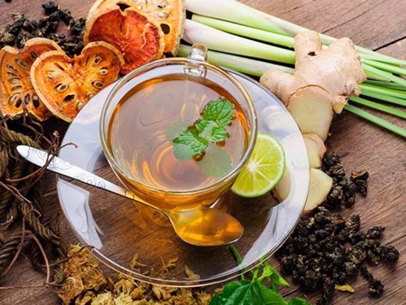 Trà thảo dược là một trong những thức uống phổ biến và tốt cho người bệnh đau dạ dày.