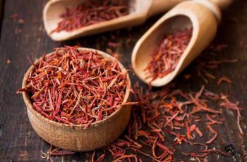 Cách nhận biết nhụy hoa nghệ tây thật giả chính xác từ chuyên gia