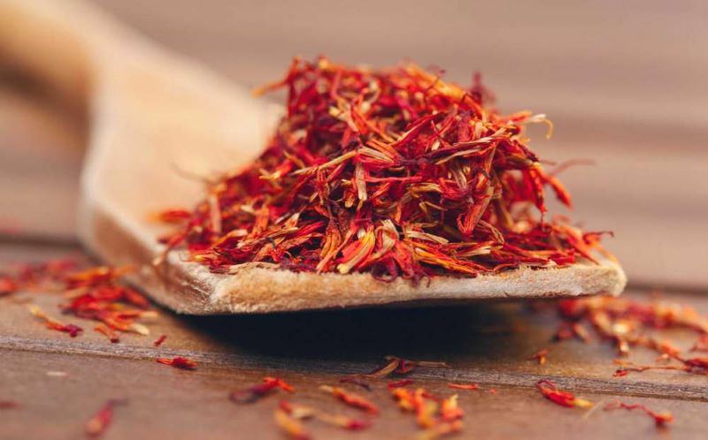 Nên uống nhụy hoa nghệ tây vào lúc nào là tốt nhất?
