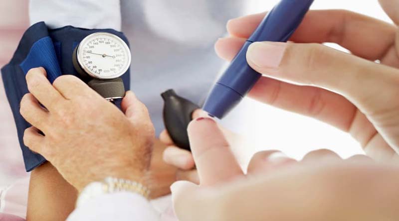 Người bị tăng huyết áp thường gây ra các biến chứng tiểu đường nghiêm trọng